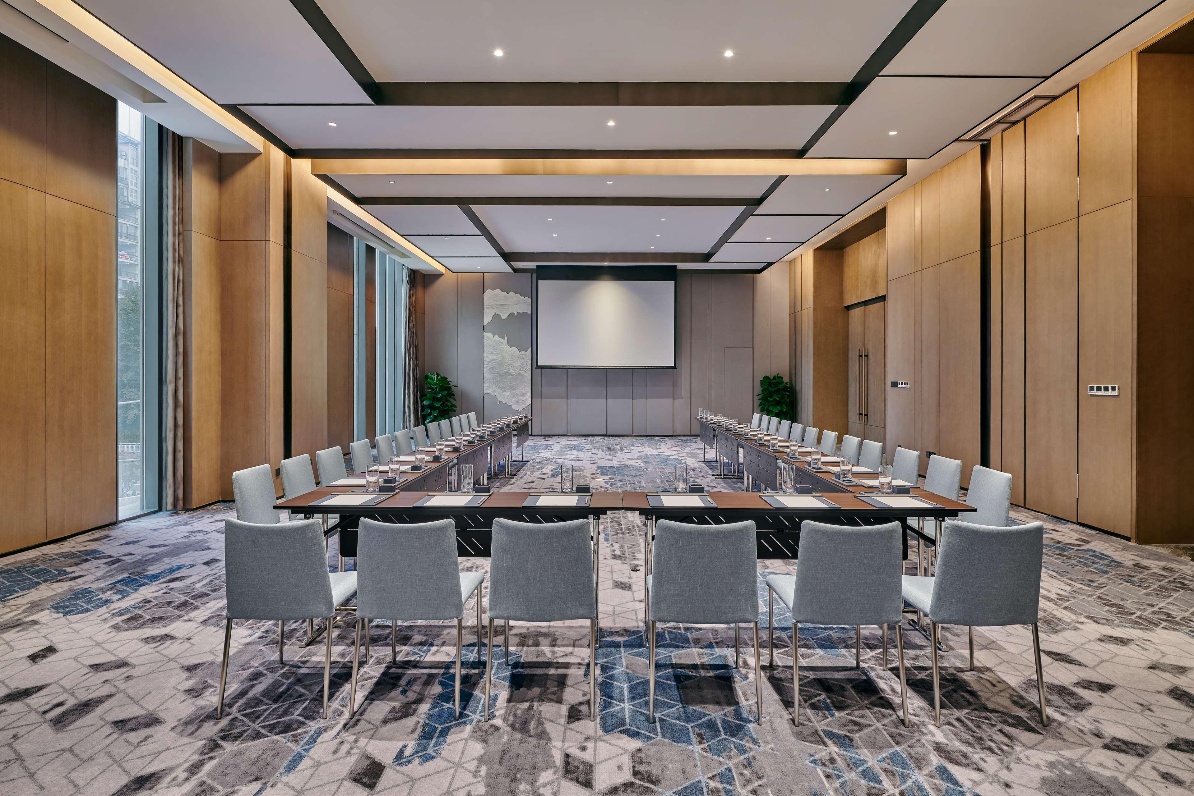 Hilton Chongqing Liangjiang New Area Hotel Exterior photo