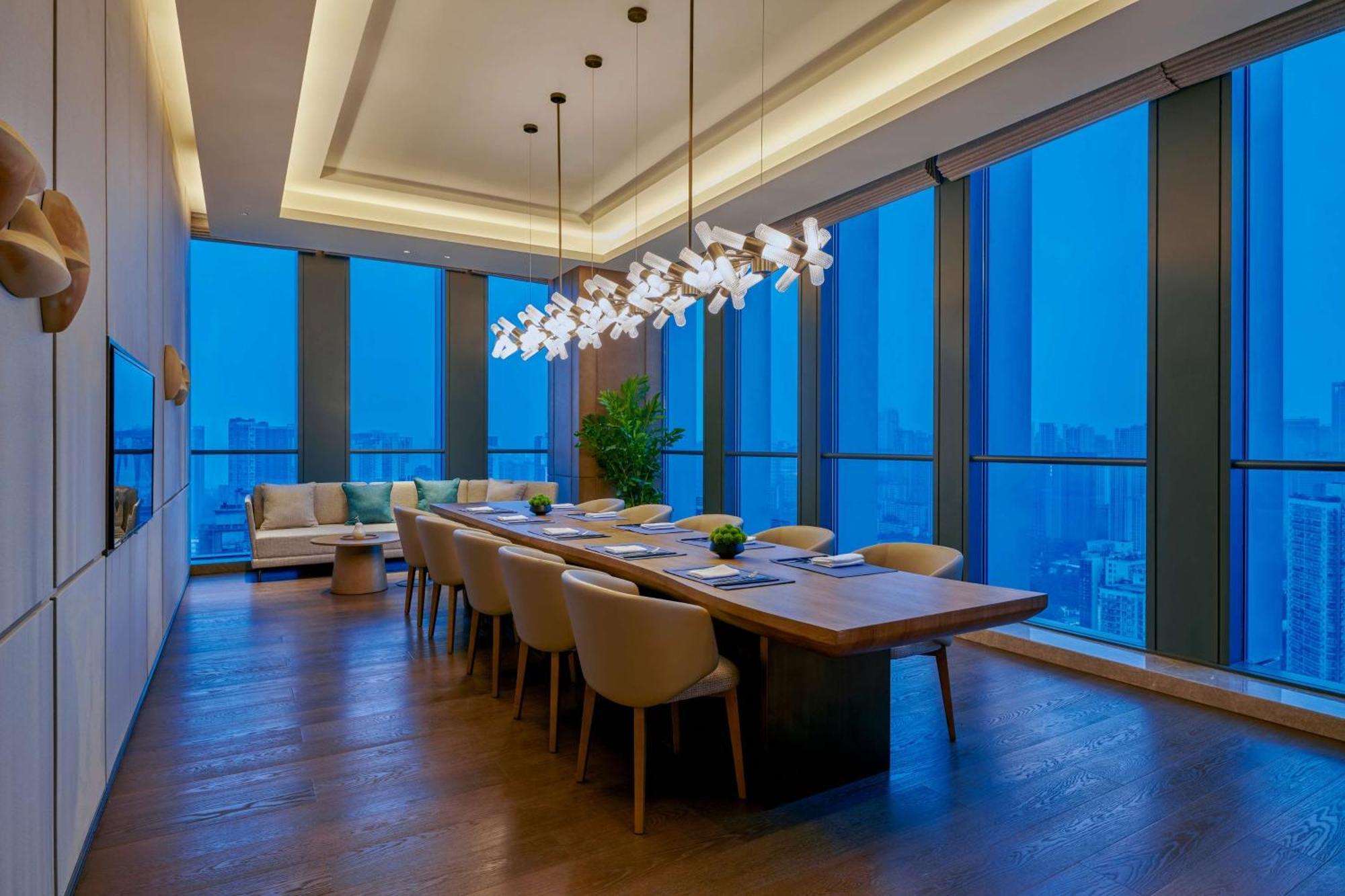Hilton Chongqing Liangjiang New Area Hotel Exterior photo